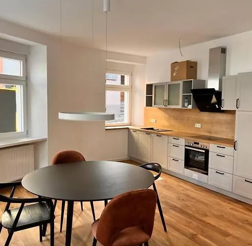 Stilvolle Mosel-Ferienwohnung - Alte Apotheke In Uerzig - Bis 5 Personen - 2 Schlafzimmer - Grosses Badezimmer